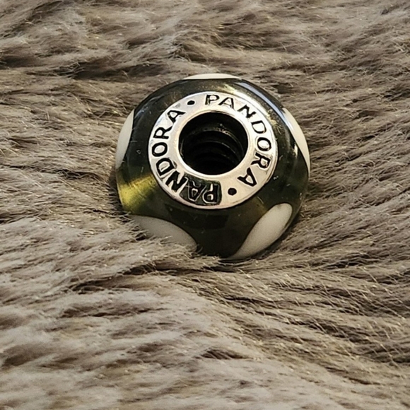 NEW Authentic Pandora Charm.  Bundle to save on shipping costs!  Please check ou - Picture 2 of 3